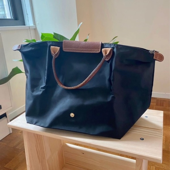 Longchamp Medium Le Pliage Black - Picture 2 of 4